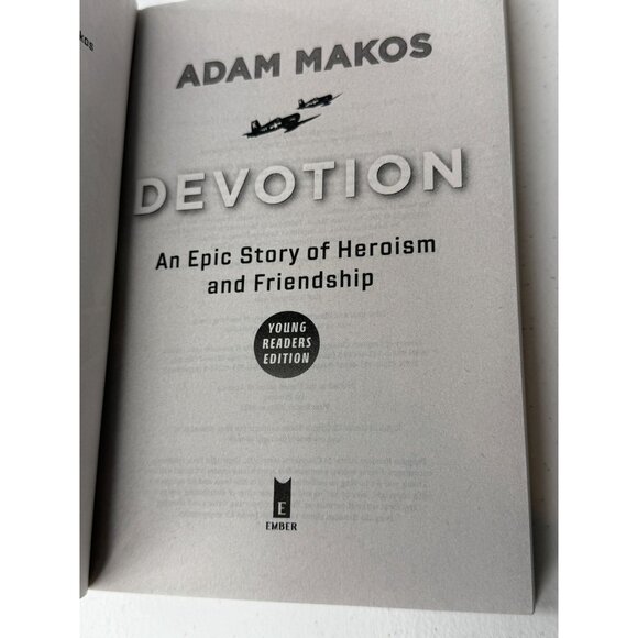 Devotion Adam Makos Book Teen Novel Historical Biography Pilots Friends Navy War - Picture 6 of 7